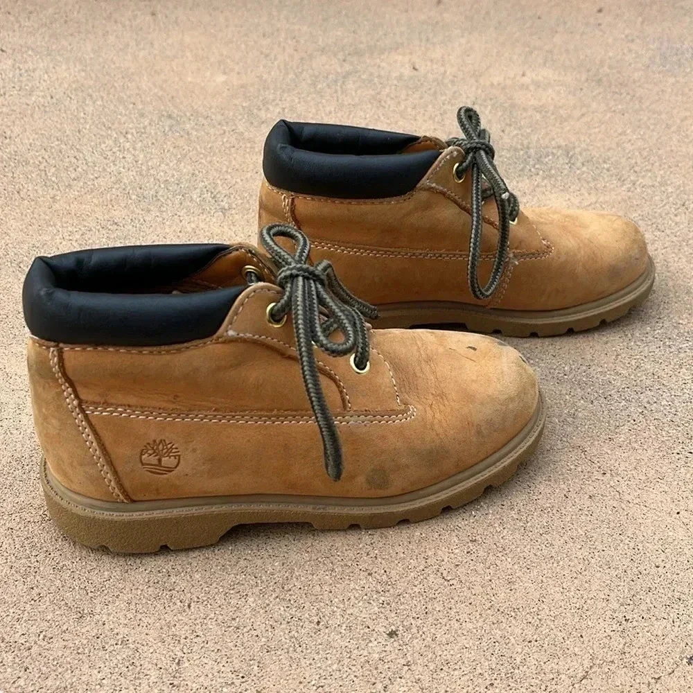 Timberland boots kids 11.5 3 eyelet classic lace up boots